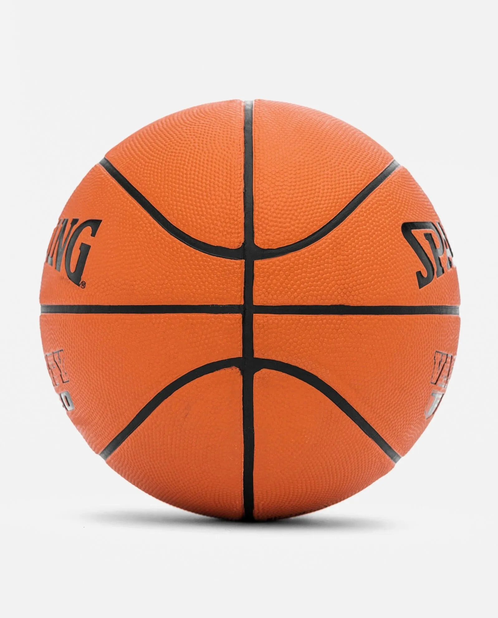 Spalding Varsity TF-150 Indoor/Outdoor Basketball