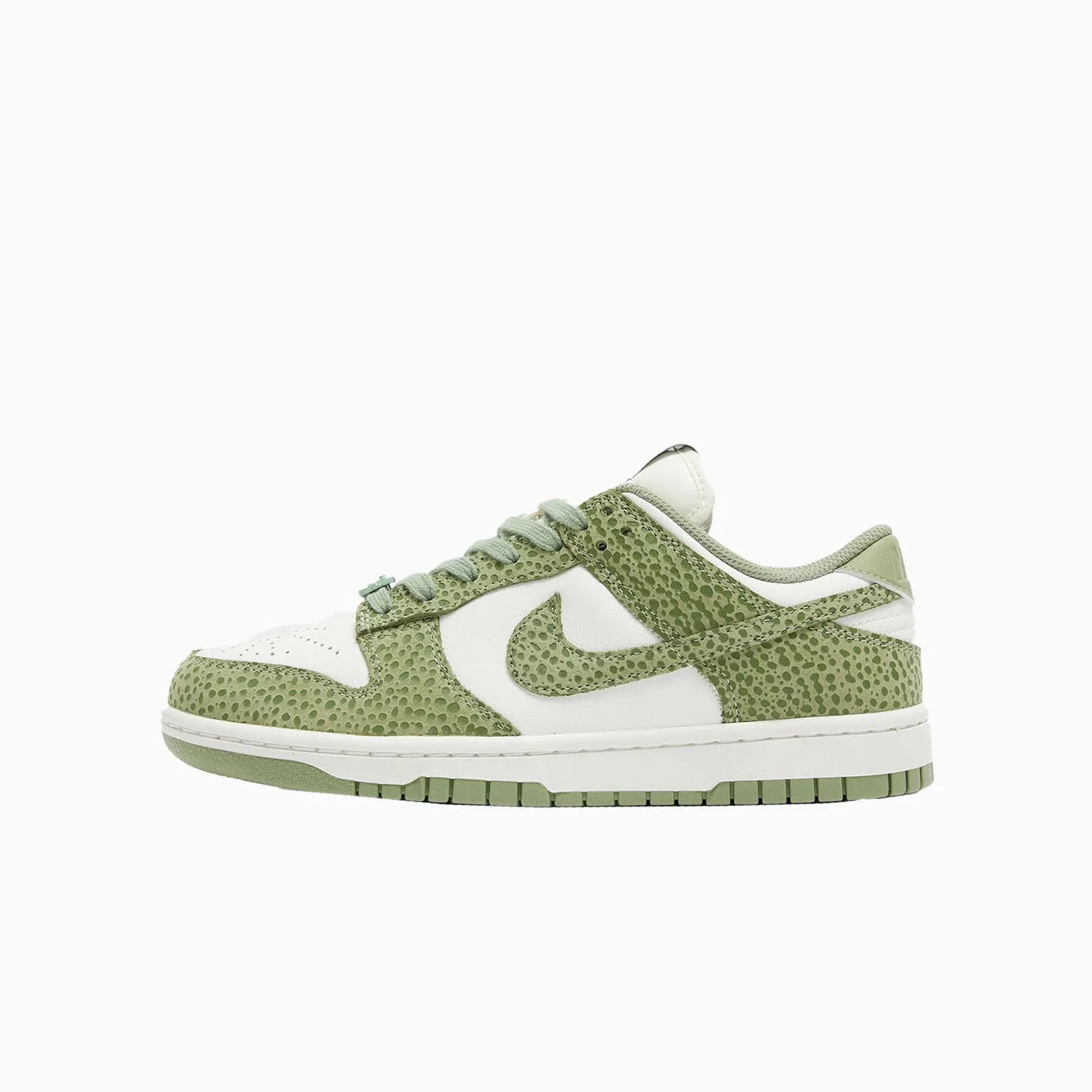 Women's Dunk Low PRM "Safari Oil Green"